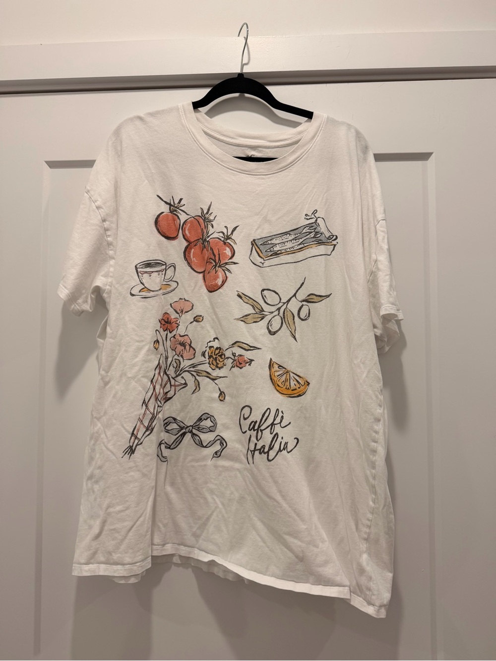 Hollister White Short Sleeve Tee with Orange & Olive Botanical Motifs